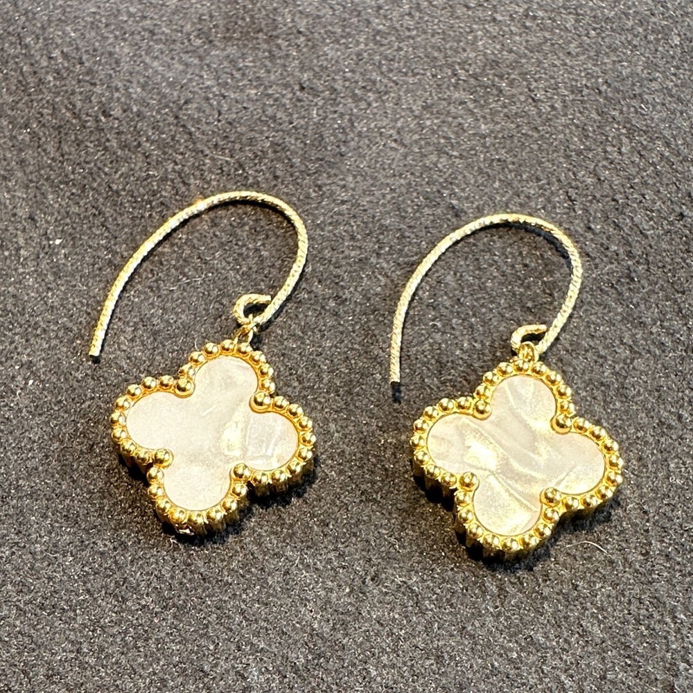 18k Gold PVD and white Clover Earrings